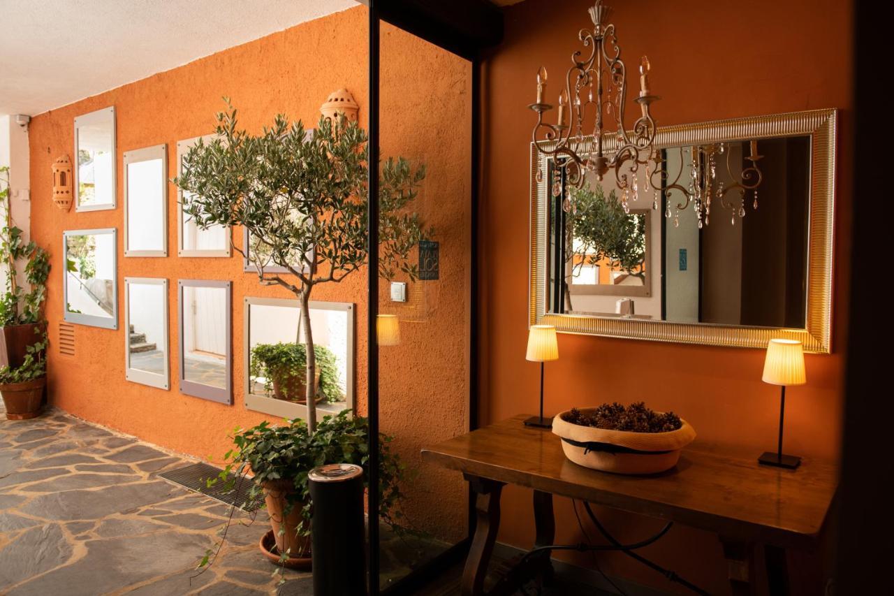 Hotel Playa Sol Cadaques Luaran gambar