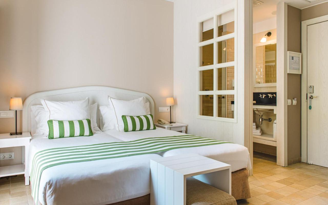 Hotel Playa Sol Cadaques Luaran gambar
