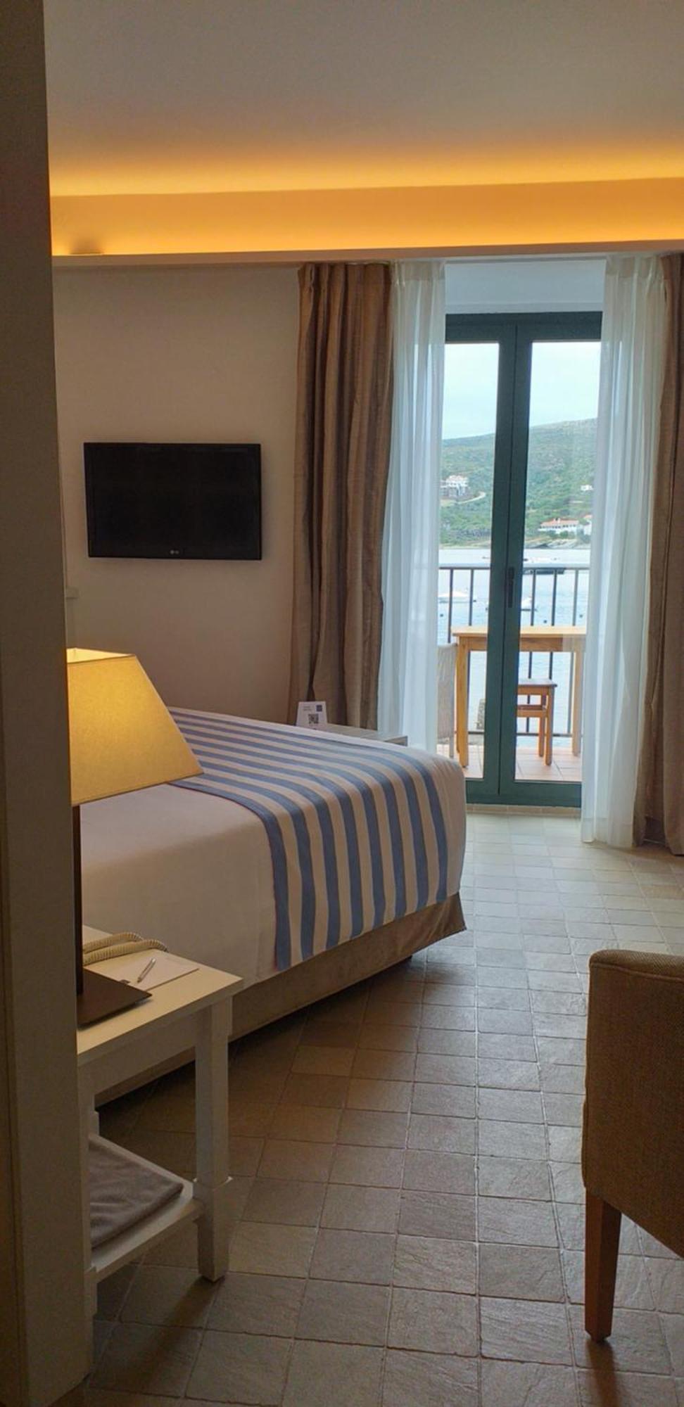 Hotel Playa Sol Cadaques Luaran gambar